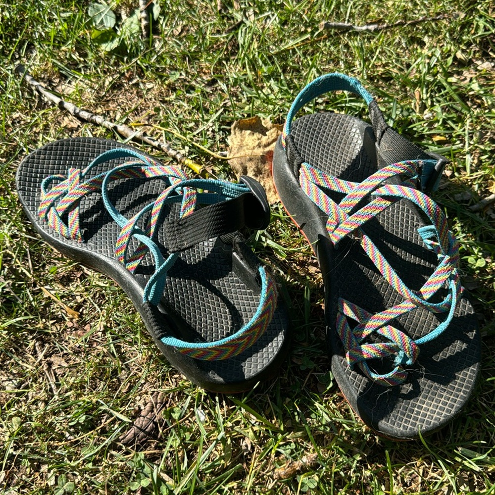 Chaco Women's ZX/2 Classic Sandals Rainbow Sz 5 colorful size 7